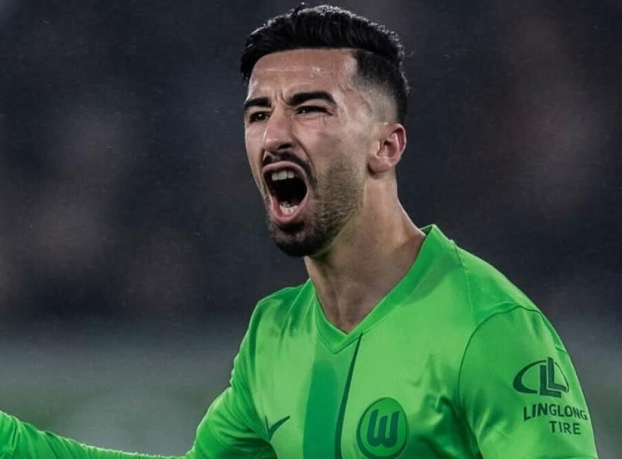 فولسبورغ يفتح باب رحيل عمورة لكن بشرط ؟