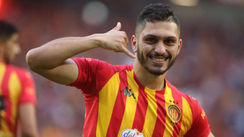 الترجي يفتح باب الخروج أمام بن عياد و هذه هي العروض الرسمية !