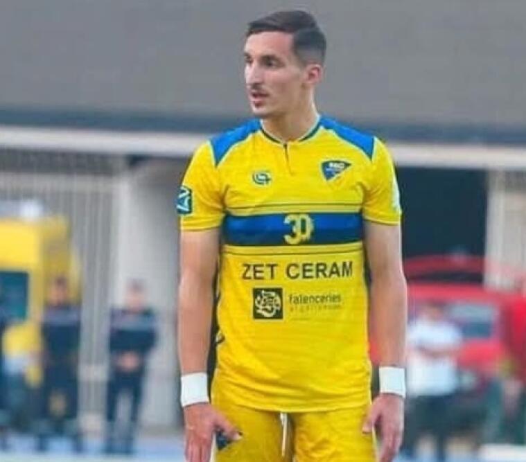 العروض تتهاطل على عادل بولبينة