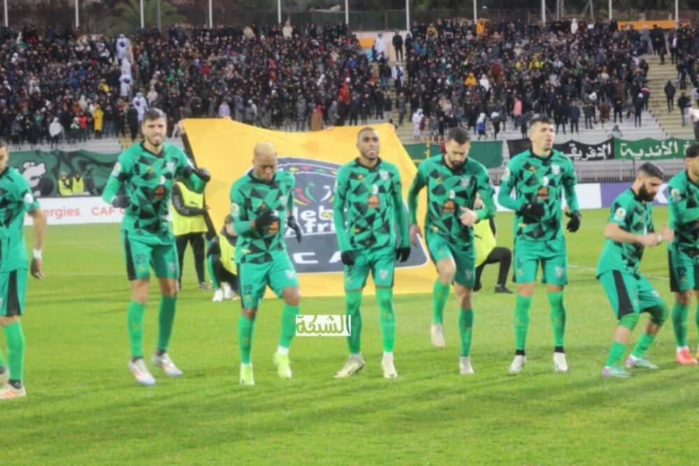 النادي الرياضي القسنطيني | السياسي يواصل التألق قاريا و يضرب الصفاقسي  بثلاثية