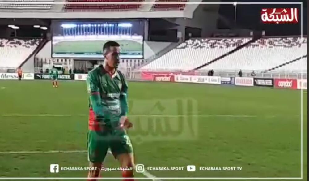 لحظة خروج لاعبي مولودية الجزائر من ملعب 5 جويلية بعد التعادل ضد جمعية شلف